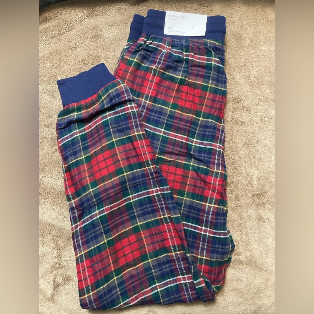 AE Women’s Flannel Pajama Jogger